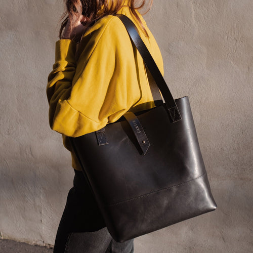 BLACK LEATHER TOTE BAG - MADO