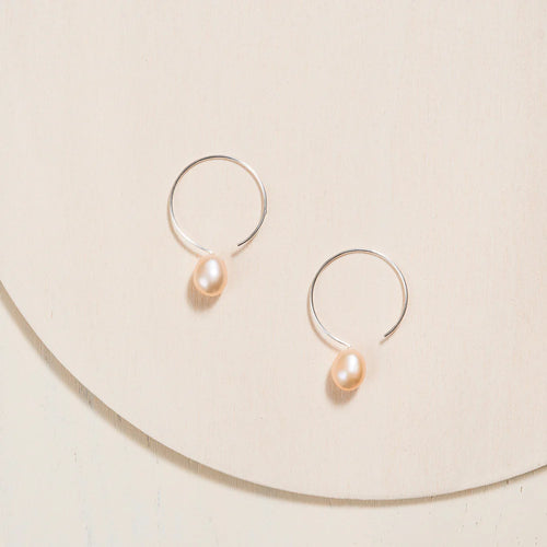 RING EARRINGS WITH PEARL - 24 MM - SILVER - CAMILLETTE