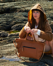 Charger l&#39;image dans la galerie, GRAND SAC EN CUIR HEURE DORÉE - OLIVIA