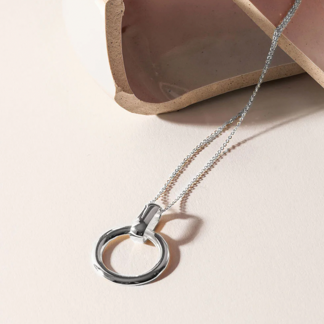 COURAGEOUS NECKLACE - SILVER