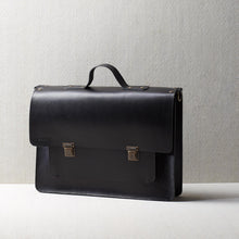Charger l&#39;image dans la galerie, SAC À BANDOULIÈRE EN CUIR NOIR - REGINALD