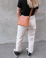 Load image into Gallery viewer, ANTOINE TRAPEZE BAG IN COGNAC LEATHER 