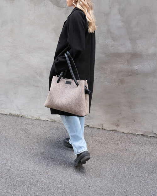 BLACK FELT AND LEATHER TOTE BAG - CLAUDETTE