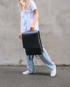 SAC À DOS EN CUIR NOIR - GRAND PRISQUE