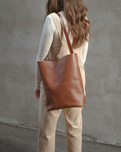 Load image into Gallery viewer, COGNAC LEATHER MICHELINE 