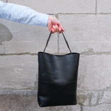 Charger l&#39;image dans la galerie, SAC FOURRE-TOUT EN CUIR NOIR - MICHELINE