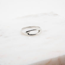 Load image into Gallery viewer, SILVER DELICE RING - THE ALDER