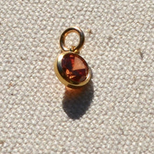Load image into Gallery viewer, Topaz charm - Safran Collection