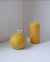 Load image into Gallery viewer, CLASSIC COLUMN CANDLE - BEESWAX