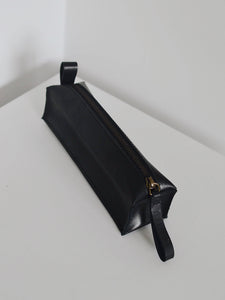 BLACK LEATHER POUCH